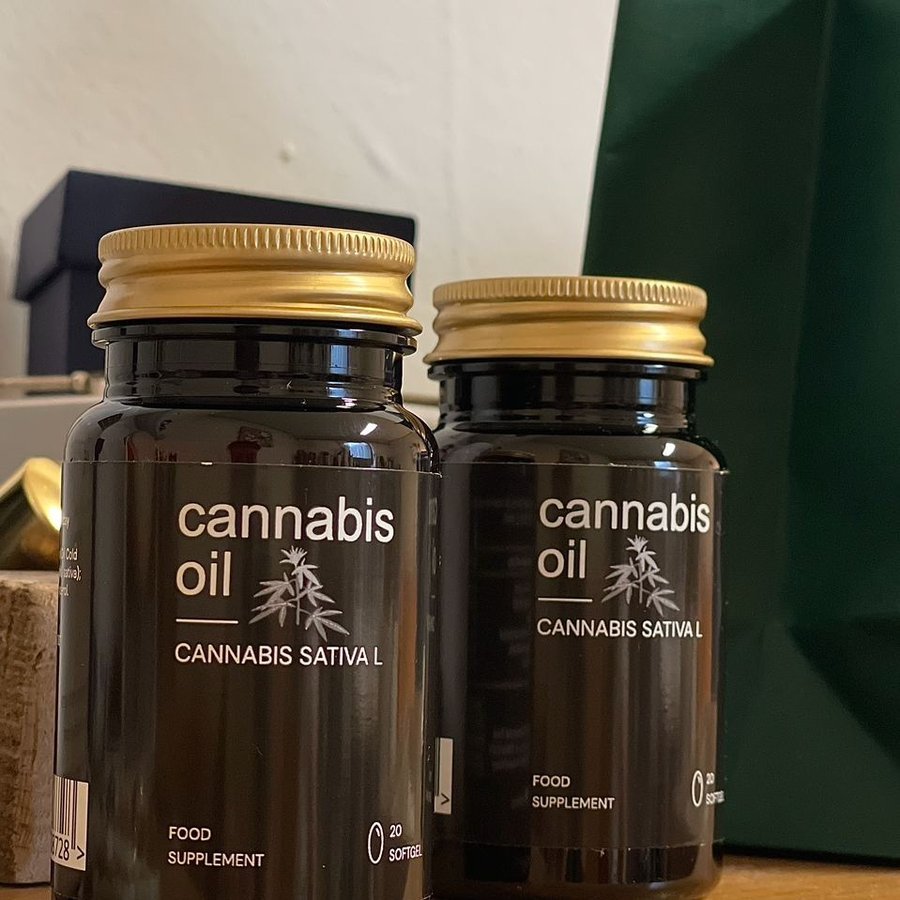 Cannabis Oil 5 Dosen — für mehrere Monate